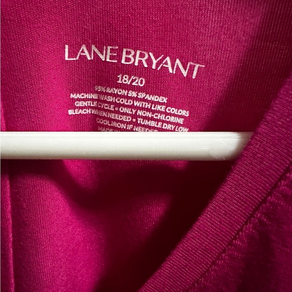 Lane Bryant Cap sleeve Rayon Blouse size 18/20 - Picture 2 of 4